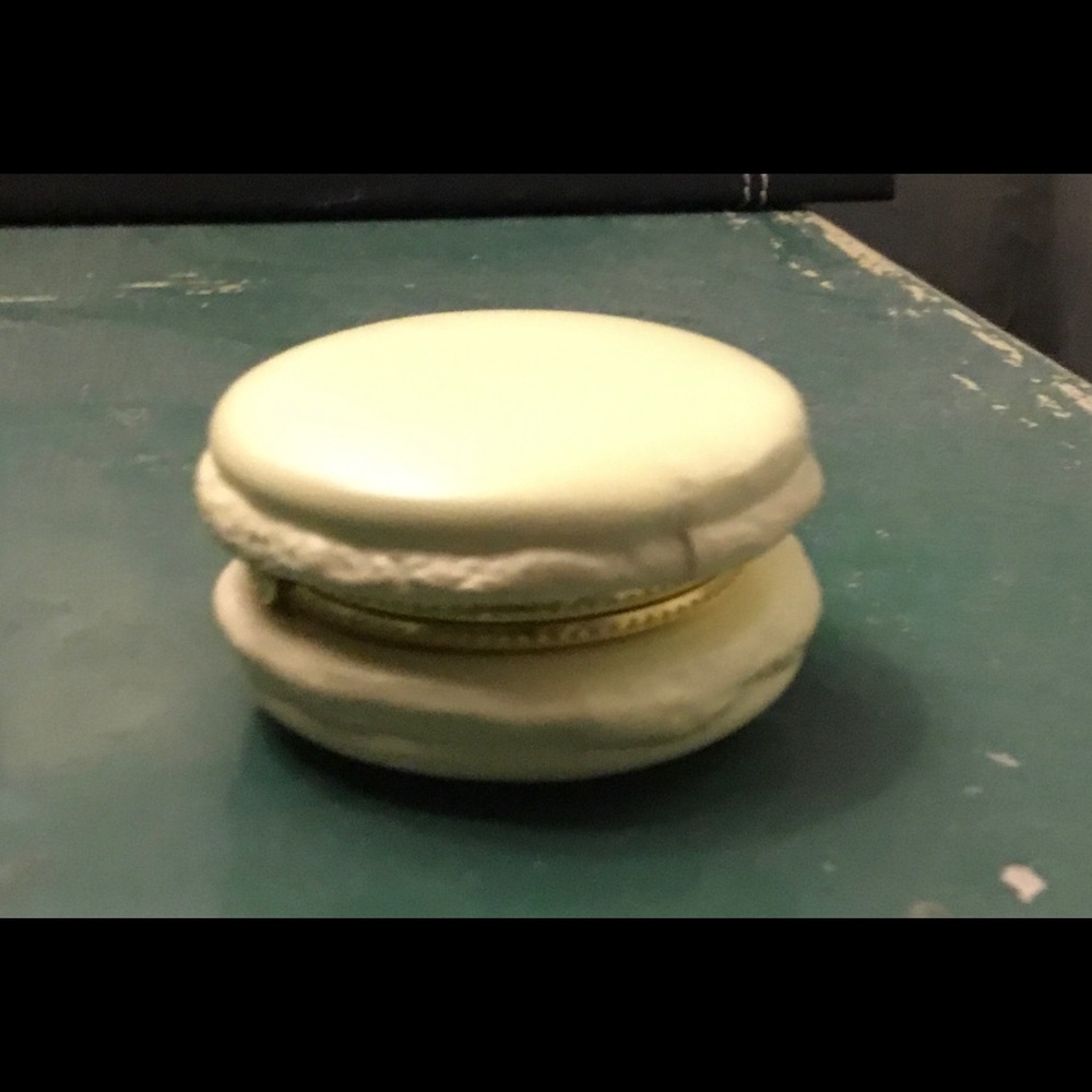 Macaron Limoges Trinket Boxes - Made in France $10 - Picture 1 of 5